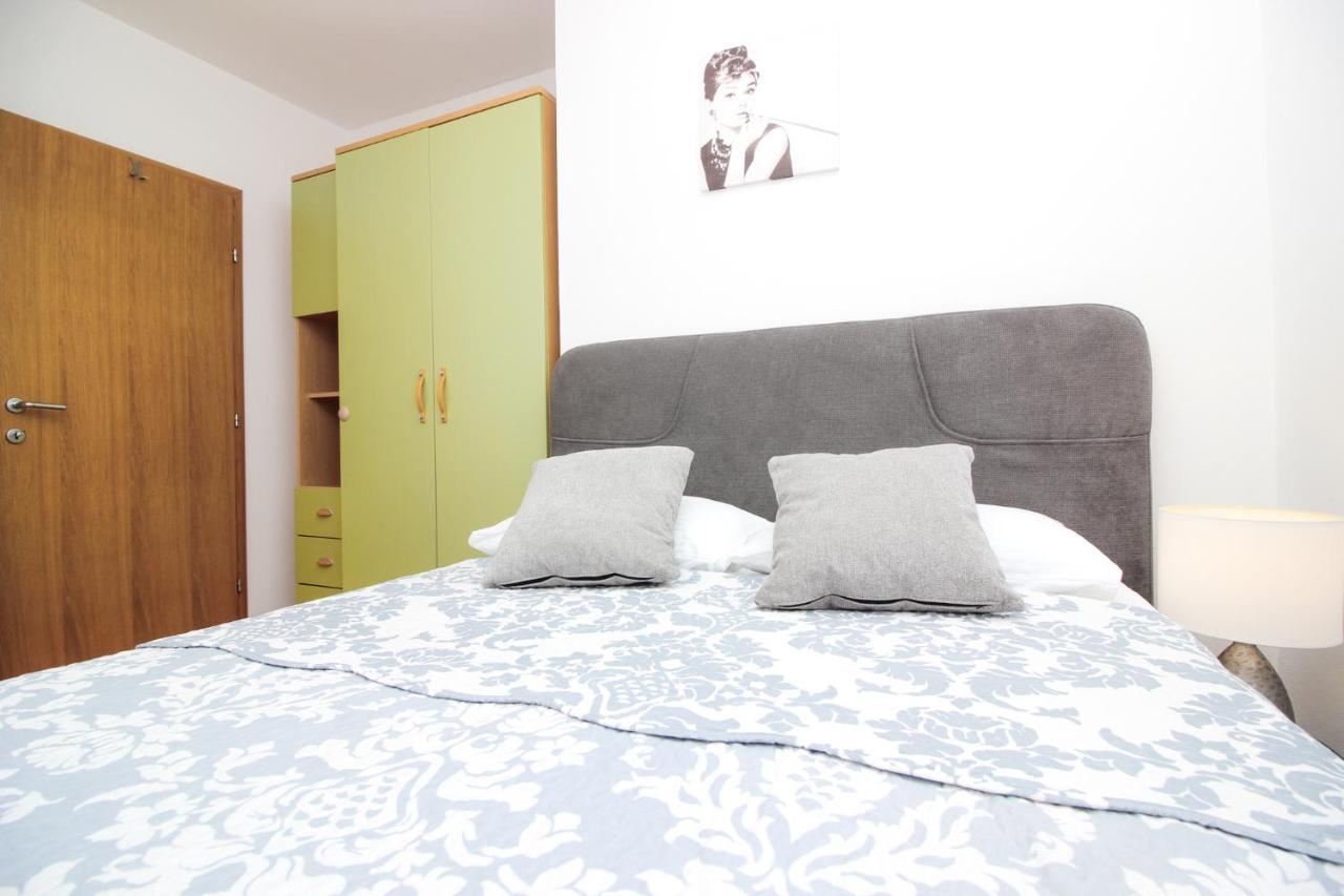 Apartments Lotta ザダル エクステリア 写真