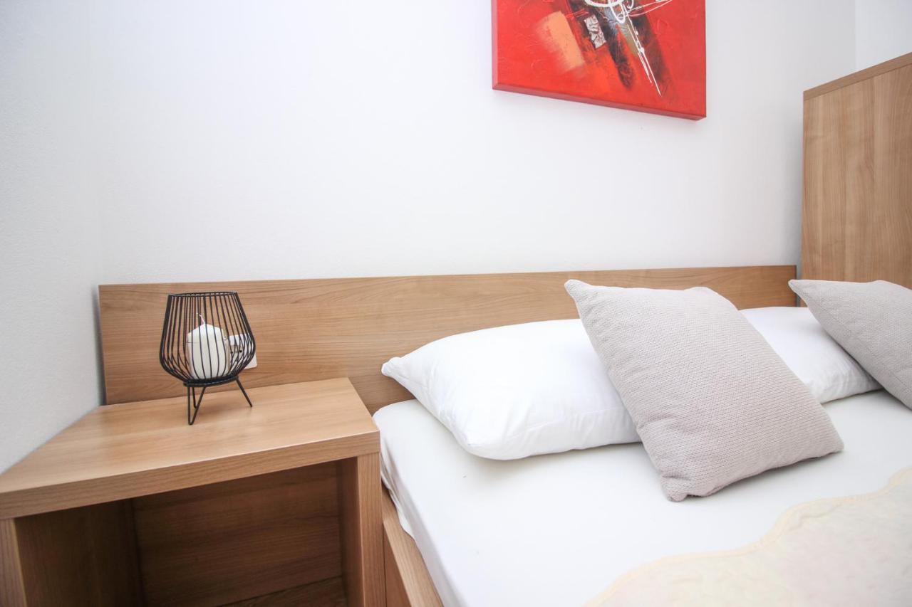 Apartments Lotta ザダル エクステリア 写真
